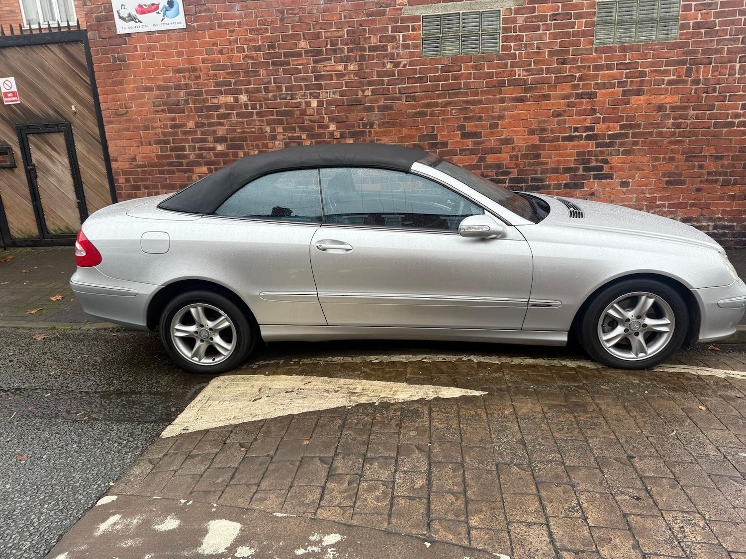 Used Mercedes-Benz CLK 2004 for sale - 76284096: Photo 5