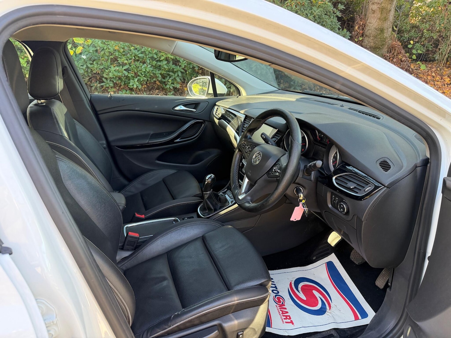 Used Vauxhall Astra for sale - 76995940: Photo 13