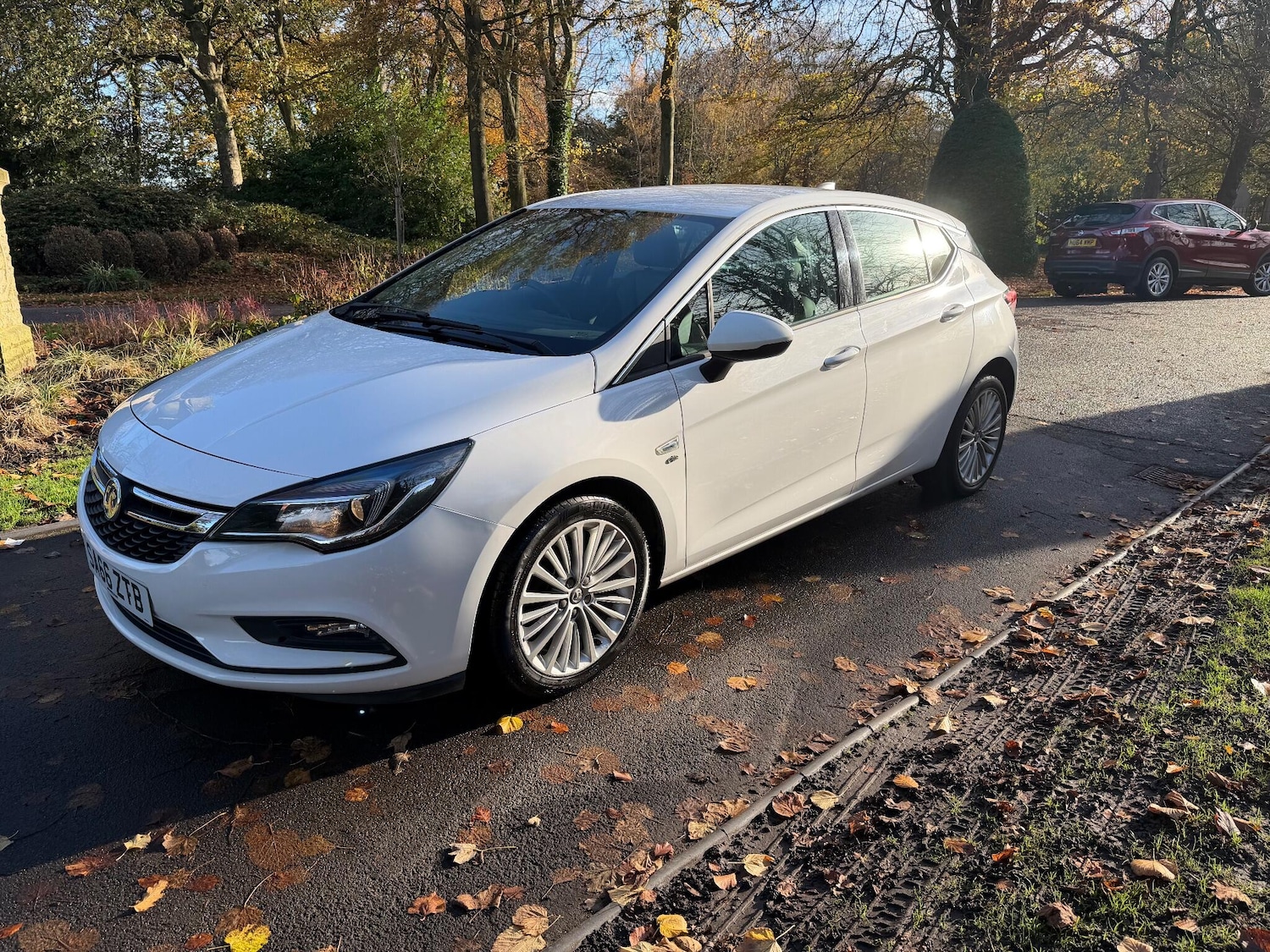 Used Vauxhall Astra for sale - 76995940: Photo 8