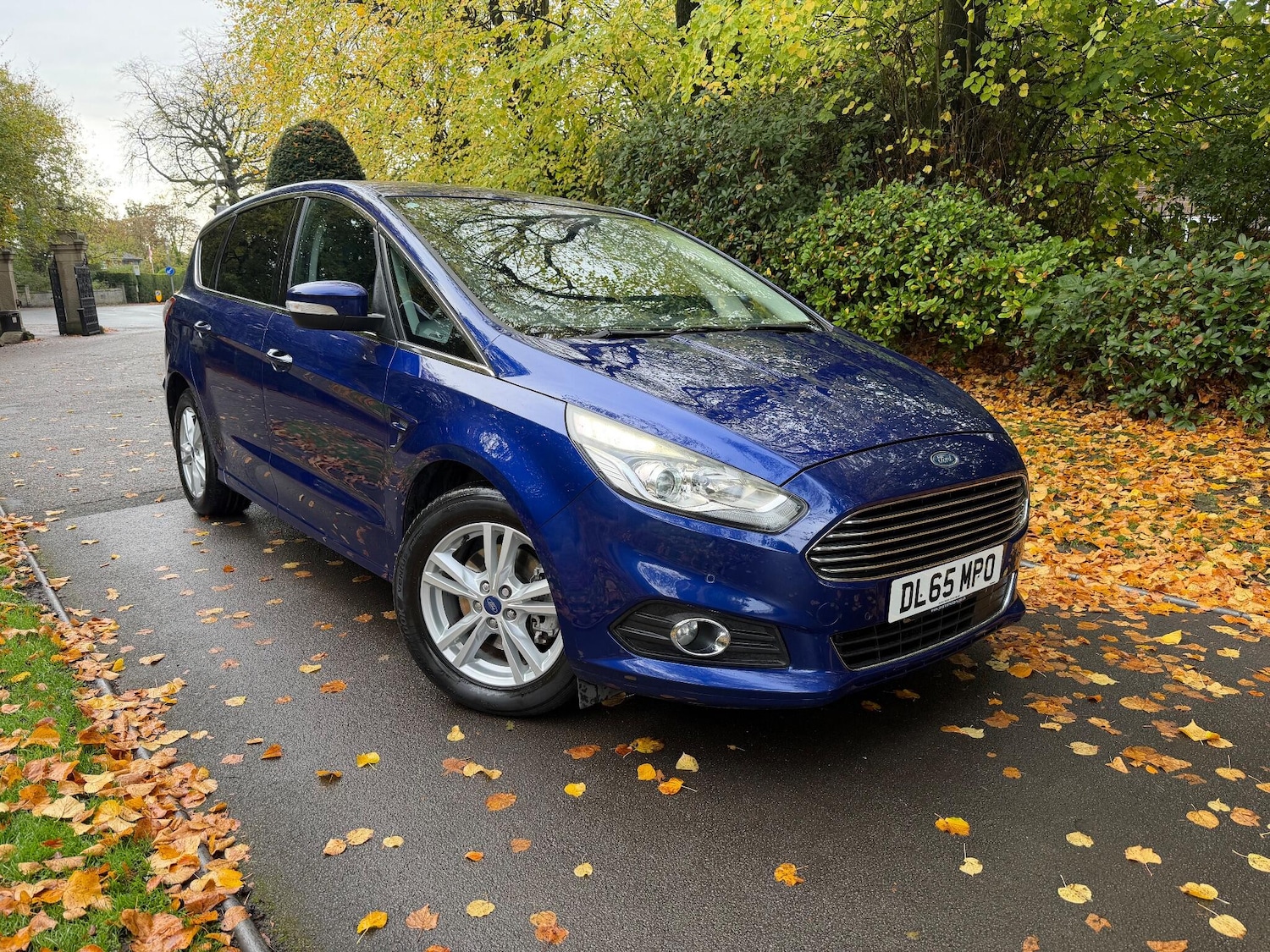 Used Ford S-Max 2016 for sale - 76283614: Photo 2