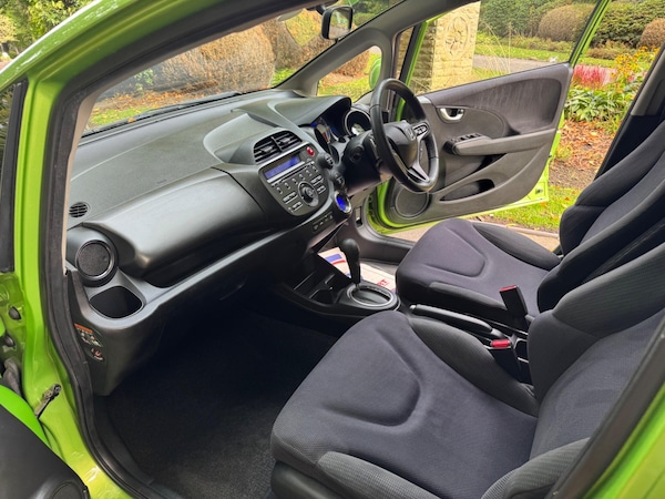 Used Honda Jazz 2011 for sale - 76094608: Photo 21