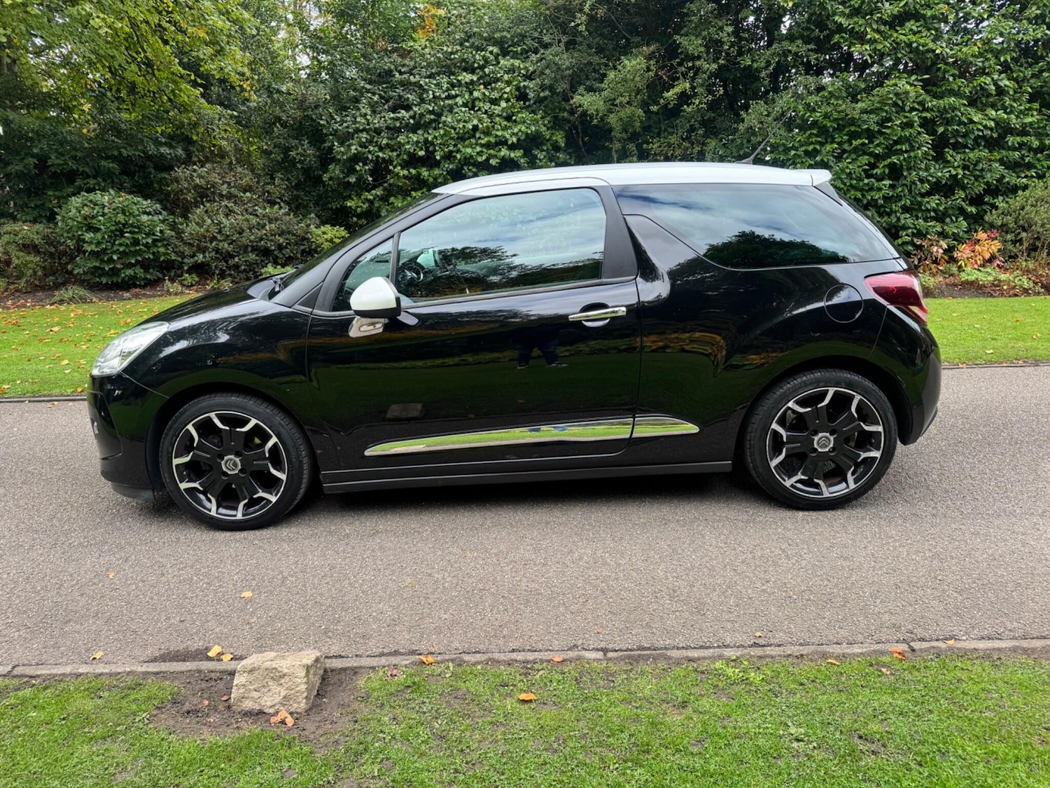 Used Citroen DS3 2013 for sale - 76121850: Photo 5