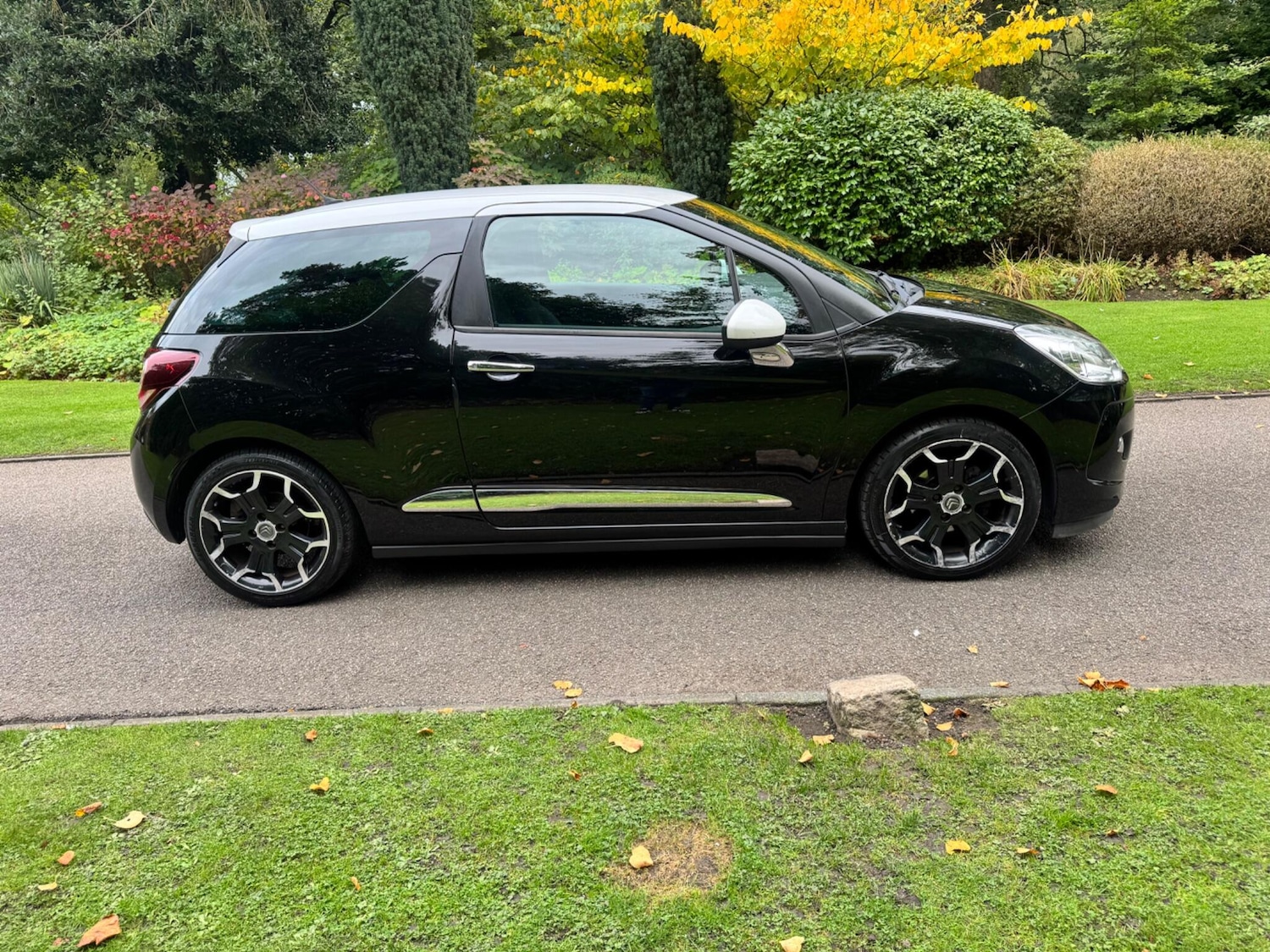 Used Citroen DS3 2013 for sale - 76121850: Photo 9