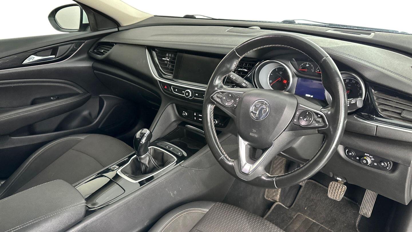 Used Vauxhall Insignia 2017 for sale - 76865532: Photo 3