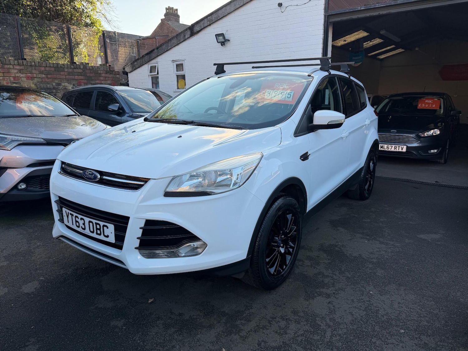 Used Ford Kuga 2013 for sale - 76689090: Photo 2