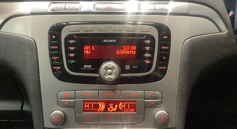 Used Ford S-Max 2010 for sale - 77825778: Photo 6