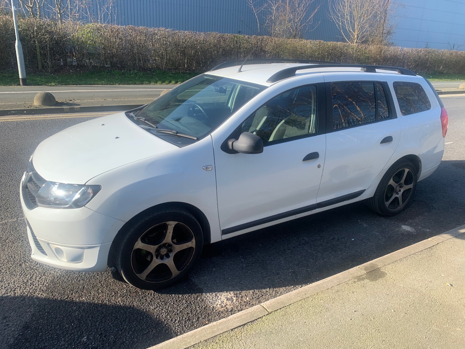 Used Dacia Logan MCV 2016 for sale - 77760684: Photo 2