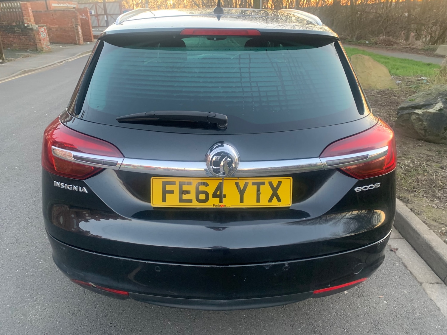 Used Vauxhall Insignia 2014 for sale - 77097024: Photo 2