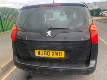 Used Peugeot 5008 2010 for sale - 77903634: Photo