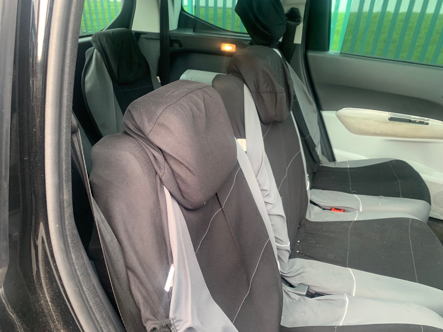 Used Peugeot 5008 2010 for sale - 77903634: Photo 6