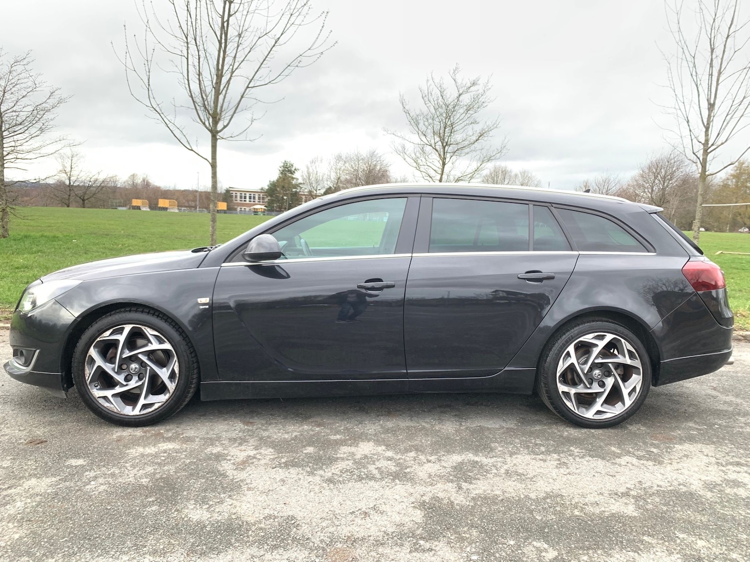 Used Vauxhall Insignia 2014 for sale - 77681899: Photo 2