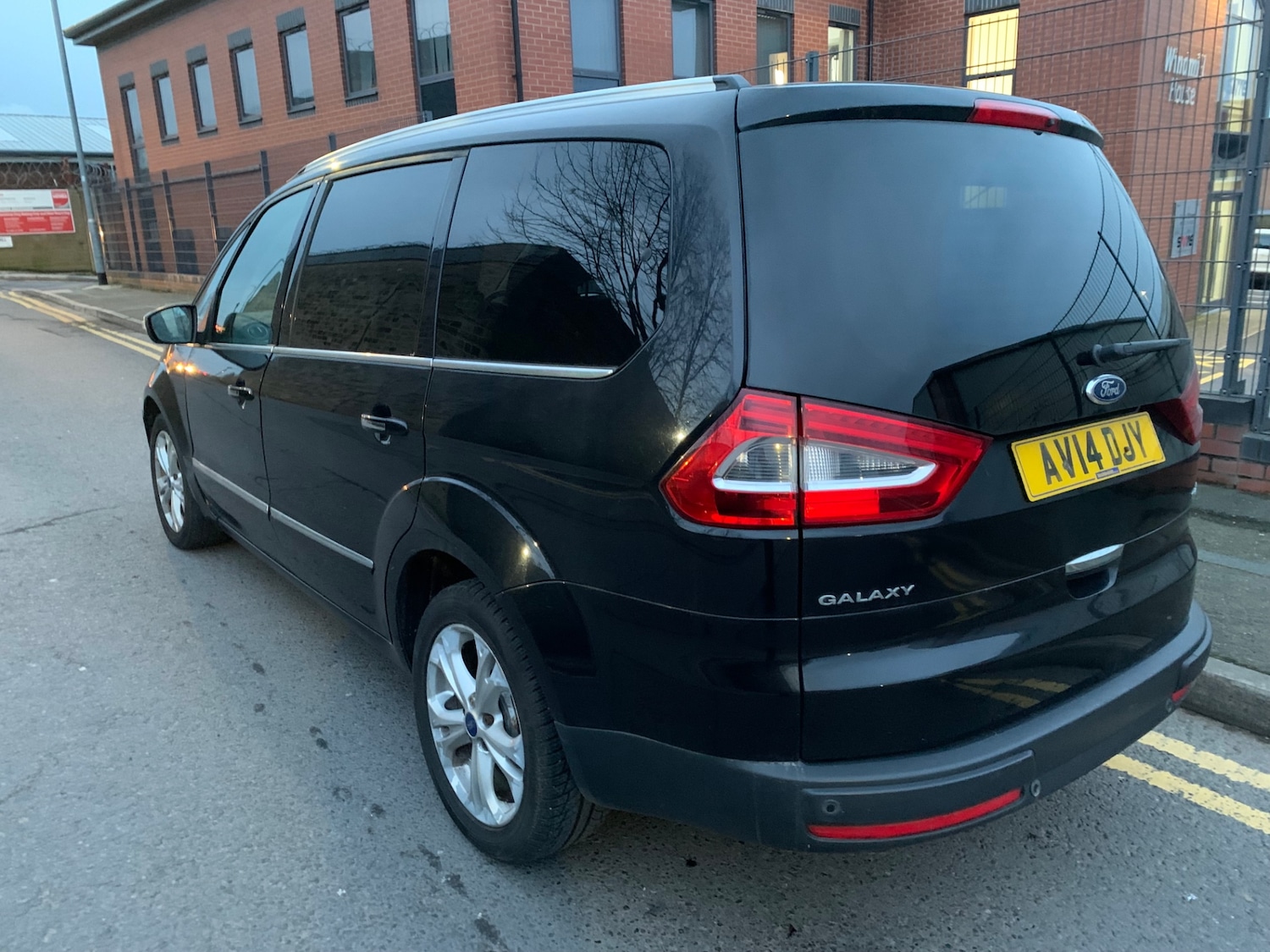 Used Ford Galaxy 2014 for sale - 77613857: Photo 12