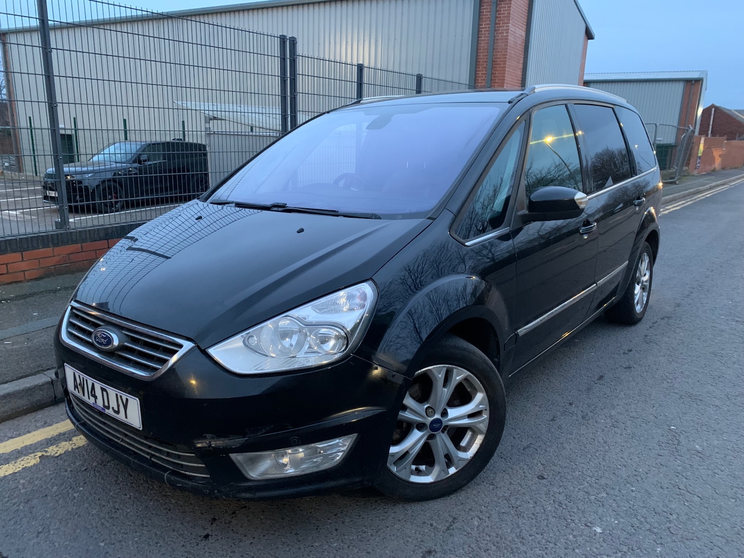 Used Ford Galaxy 2014 for sale - 77613857: Photo 5