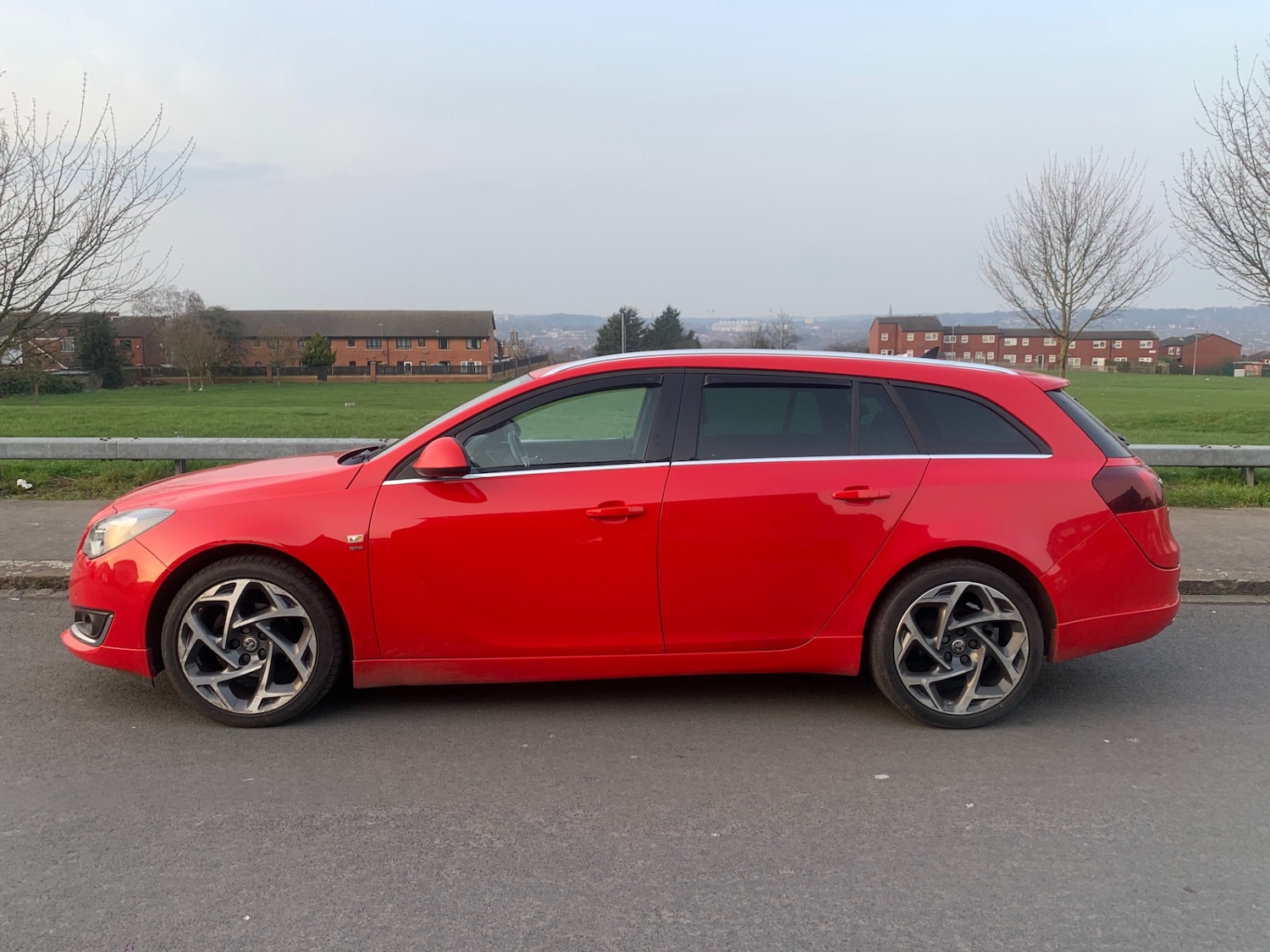 Used Vauxhall Insignia 2015 for sale - 77770310: Photo 2
