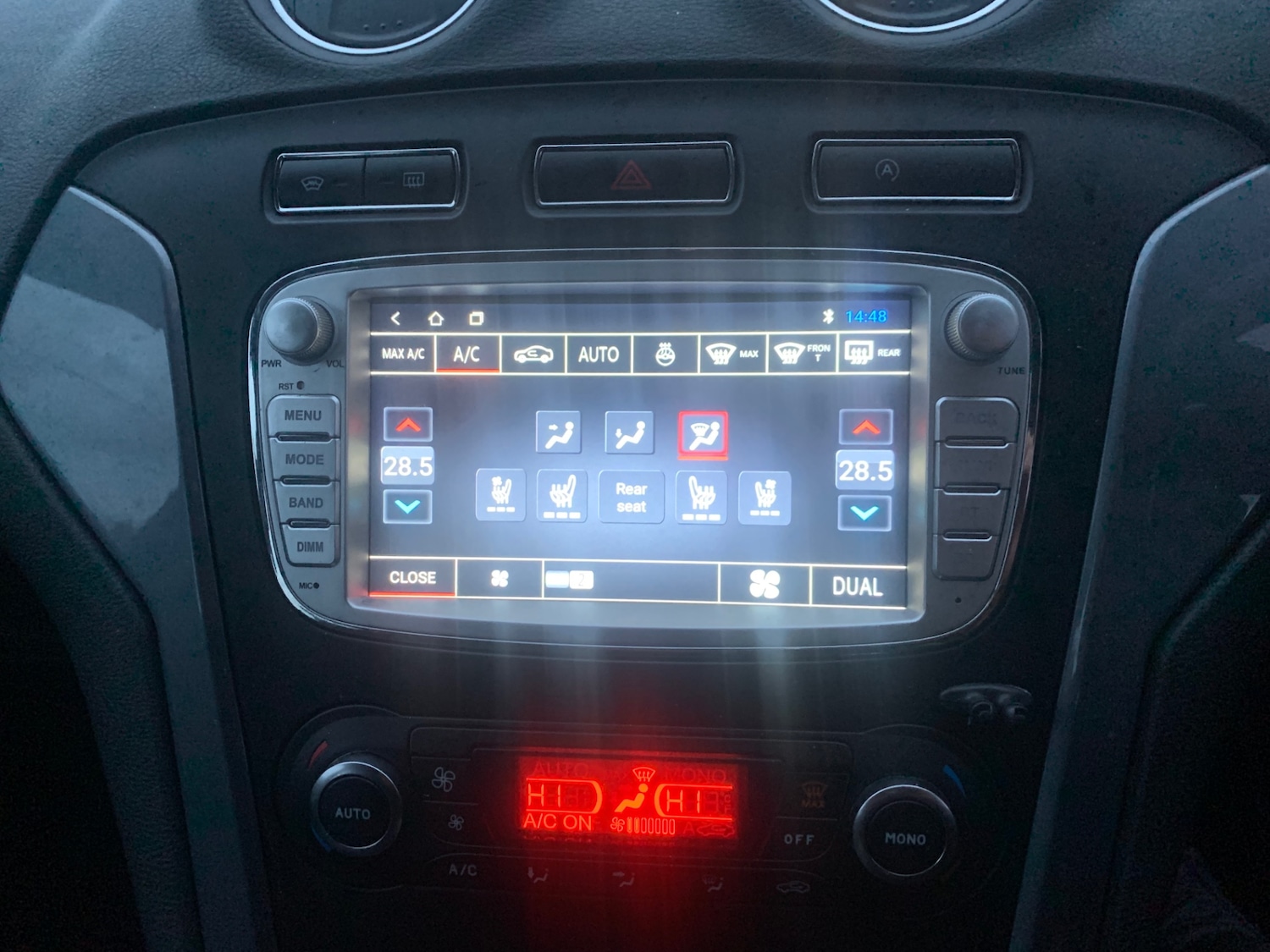 Used Ford Mondeo 2011 for sale - 76936744: Photo 15