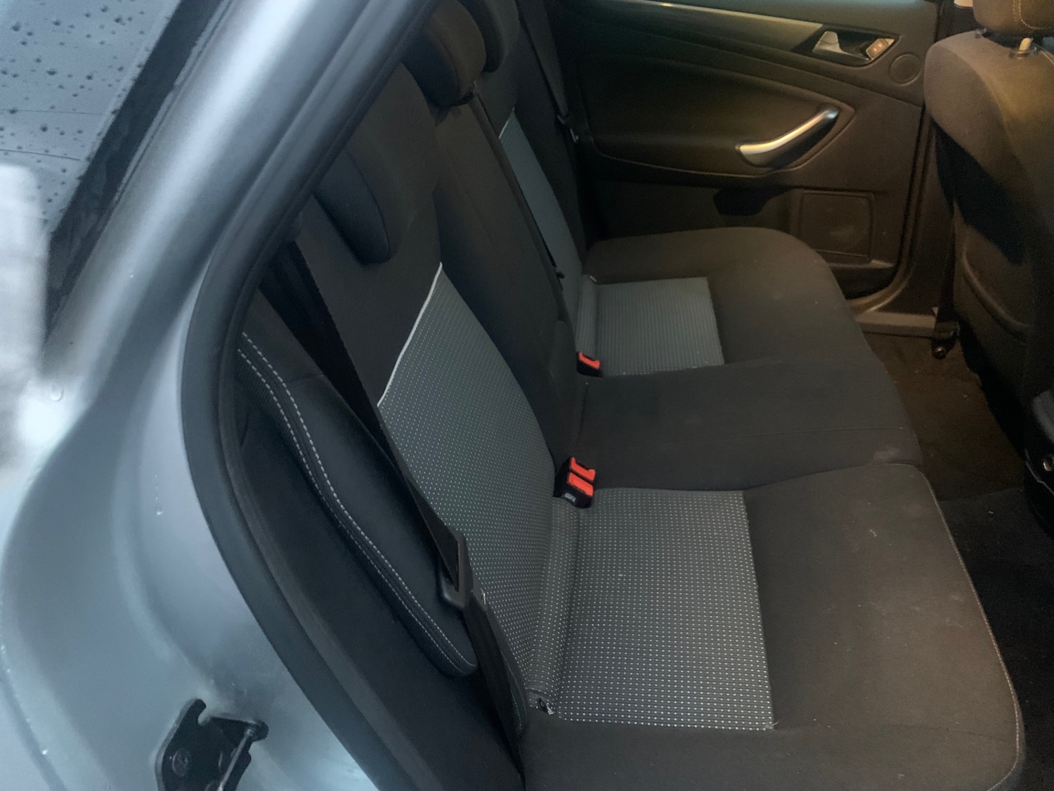 Used Ford Mondeo 2011 for sale - 76936744: Photo 5