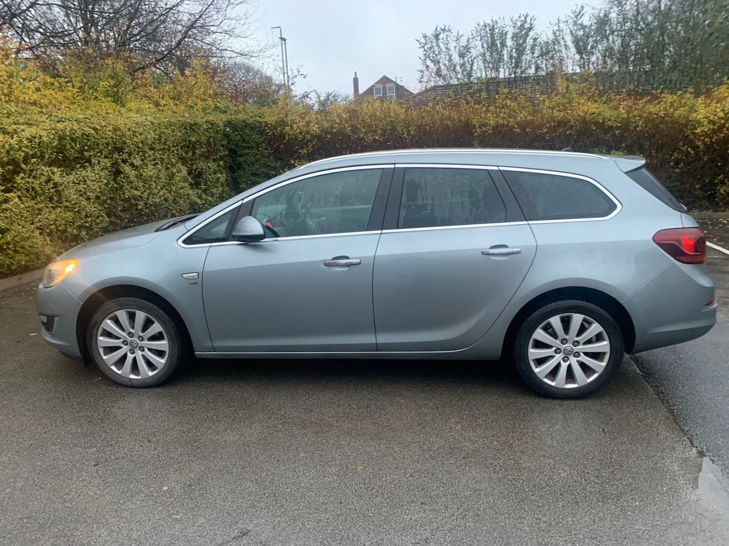 Used Vauxhall Astra 2013 for sale - 76591363: Photo 2