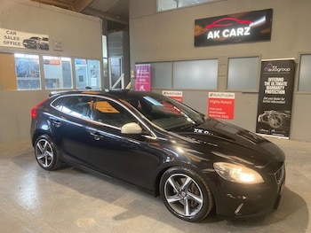 Used Volvo V40 2014 for sale - 77465803: Photo