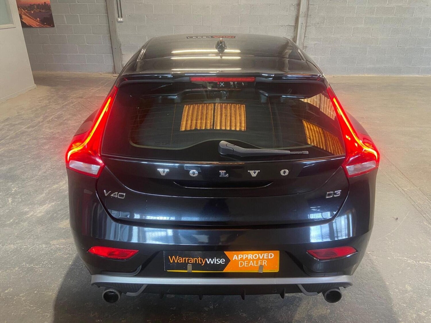 Used Volvo V40 2014 for sale - 77465803: Photo 24