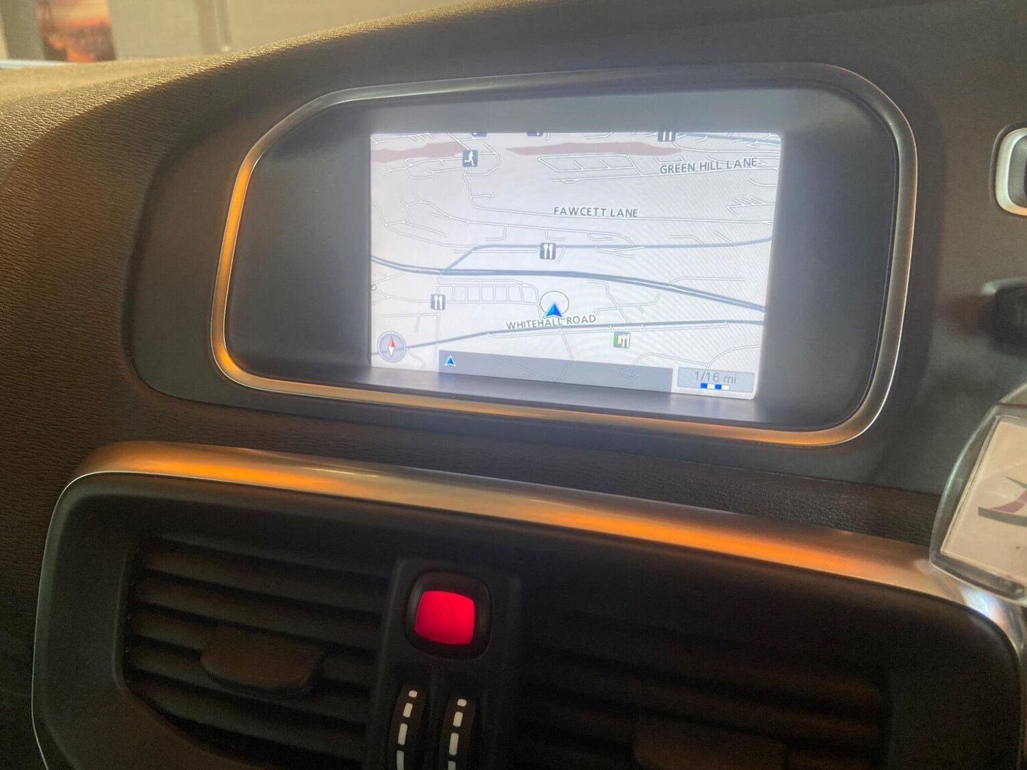 Used Volvo V40 2014 for sale - 77465803: Photo 33