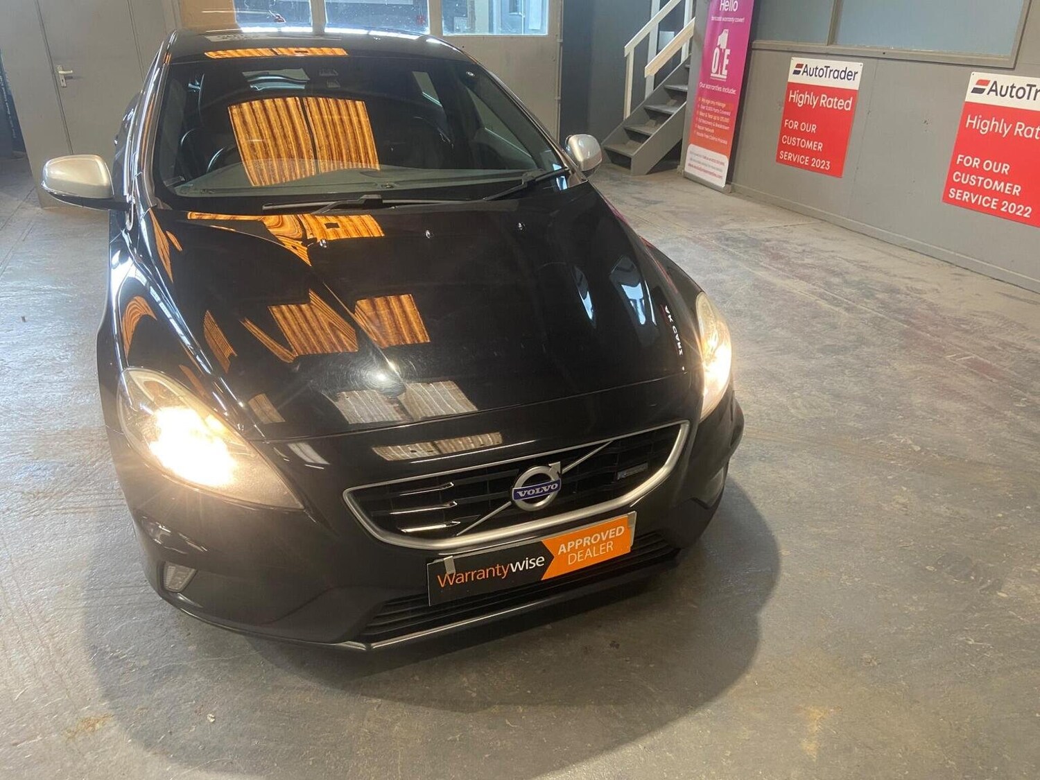 Used Volvo V40 2014 for sale - 77465803: Photo 7