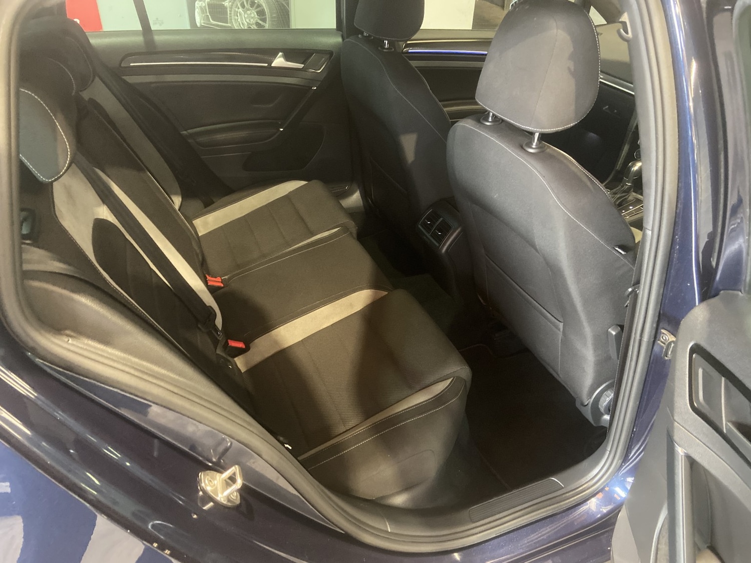 Used Volkswagen Golf 2016 for sale - 77656244: Photo 20