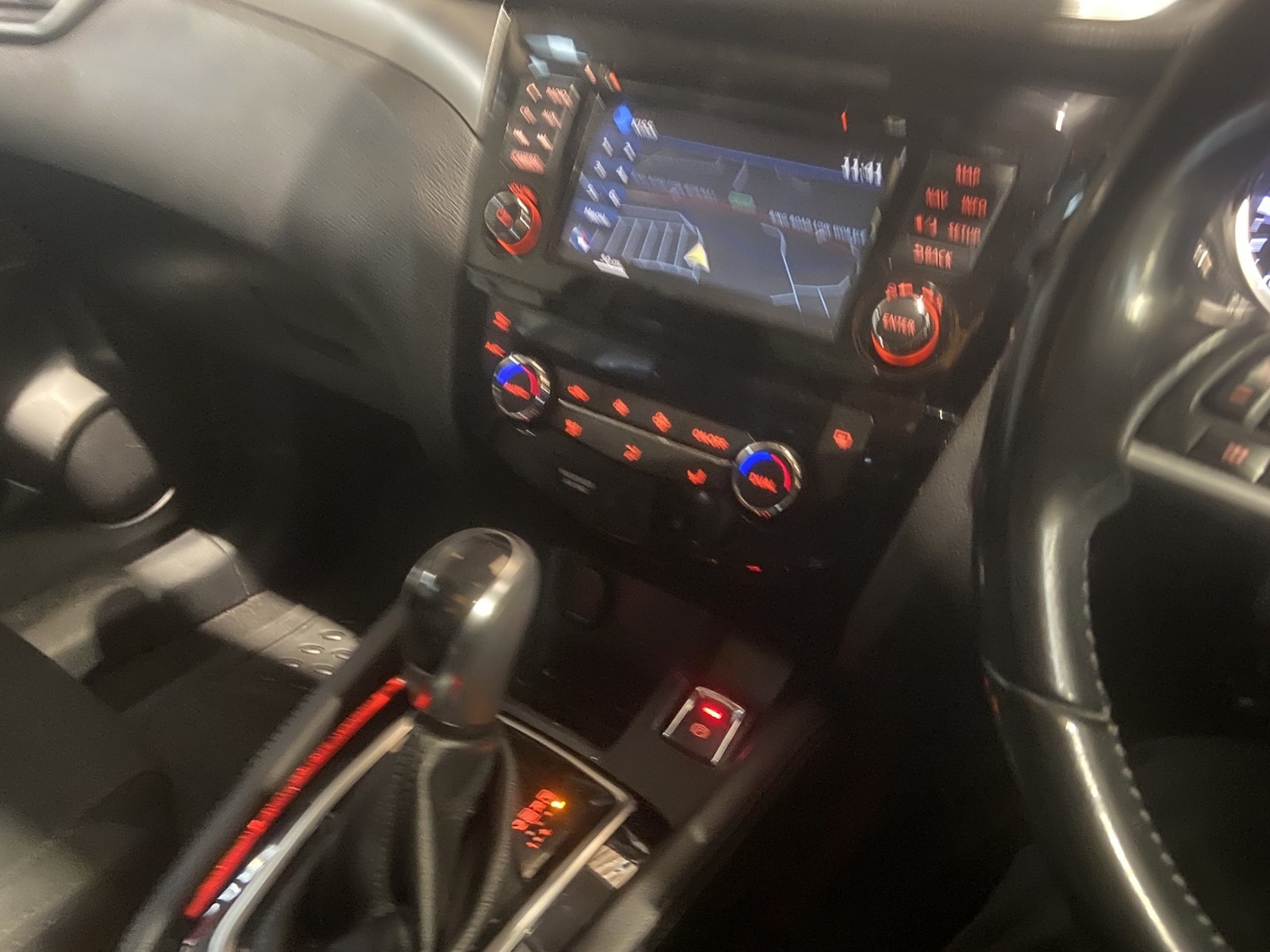 Used Nissan Qashqai 2017 for sale - 77148212: Photo 25