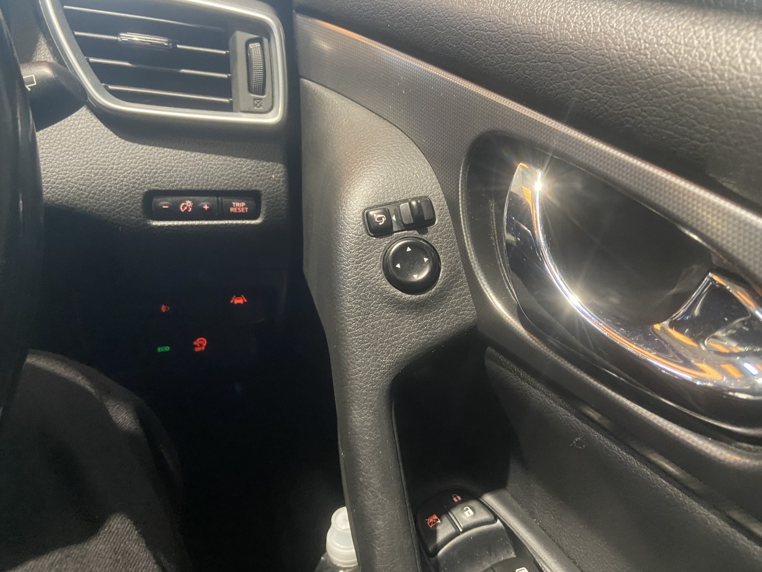 Used Nissan Qashqai 2017 for sale - 77148212: Photo 34