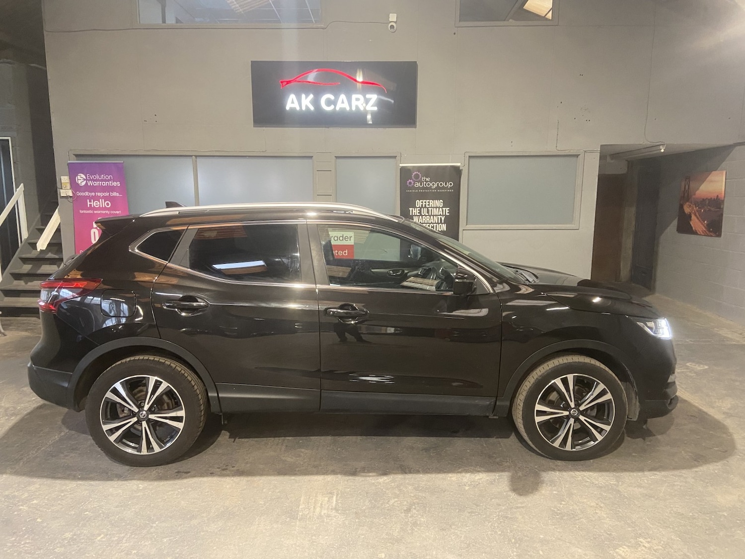 Used Nissan Qashqai 2017 for sale - 77148212: Photo 4