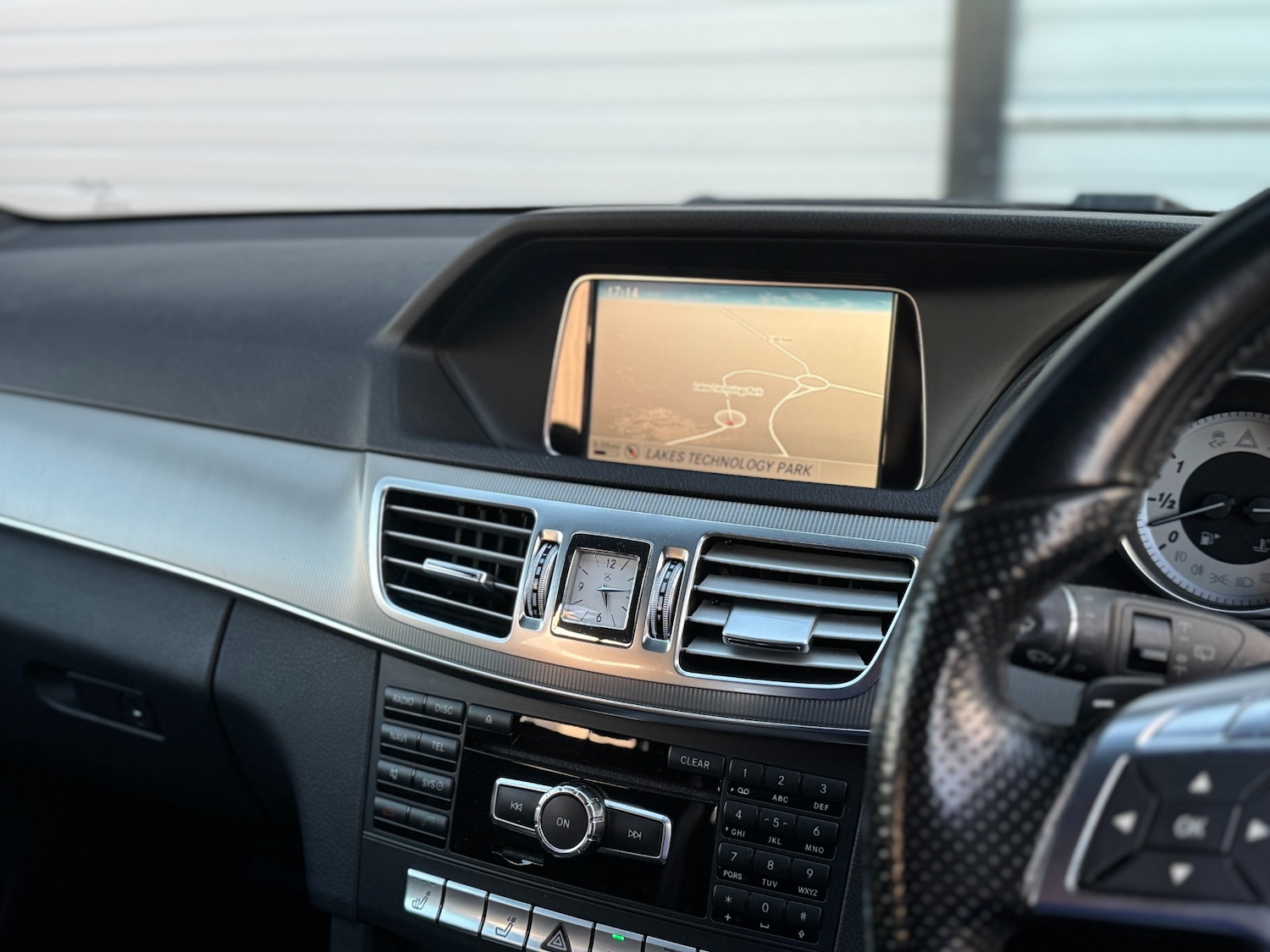 Used Mercedes-Benz E Class 2014 for sale - 78015949: Photo 22