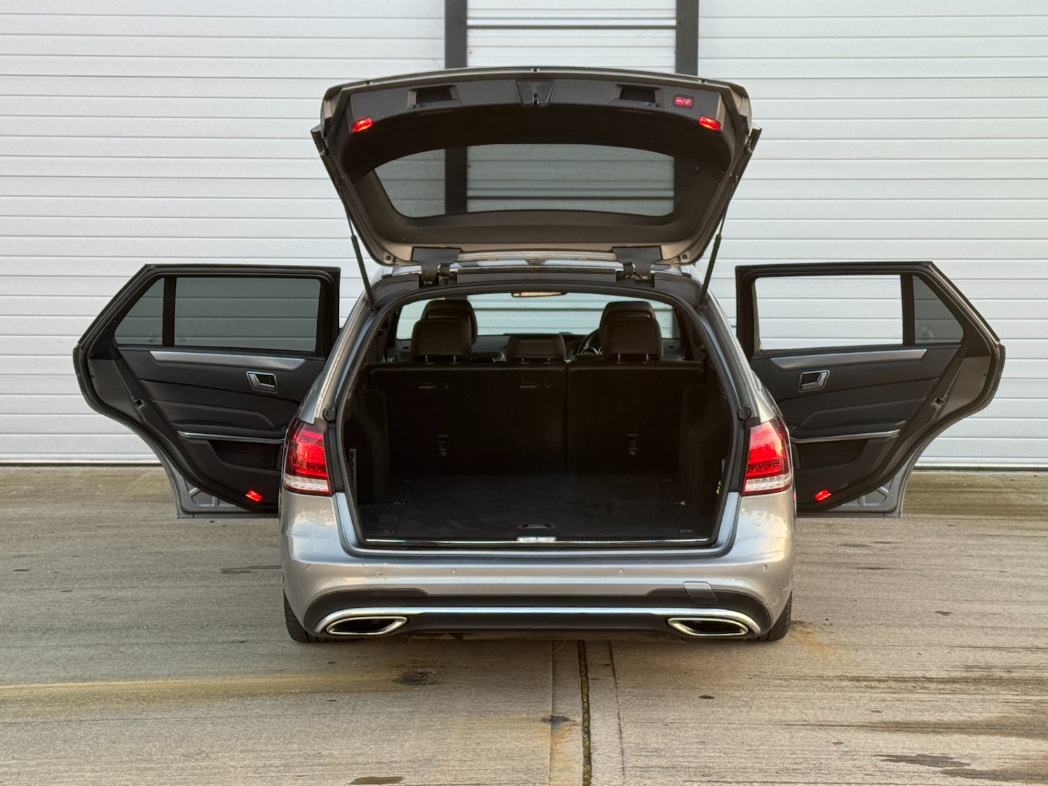 Used Mercedes-Benz E Class 2014 for sale - 78015949: Photo 25