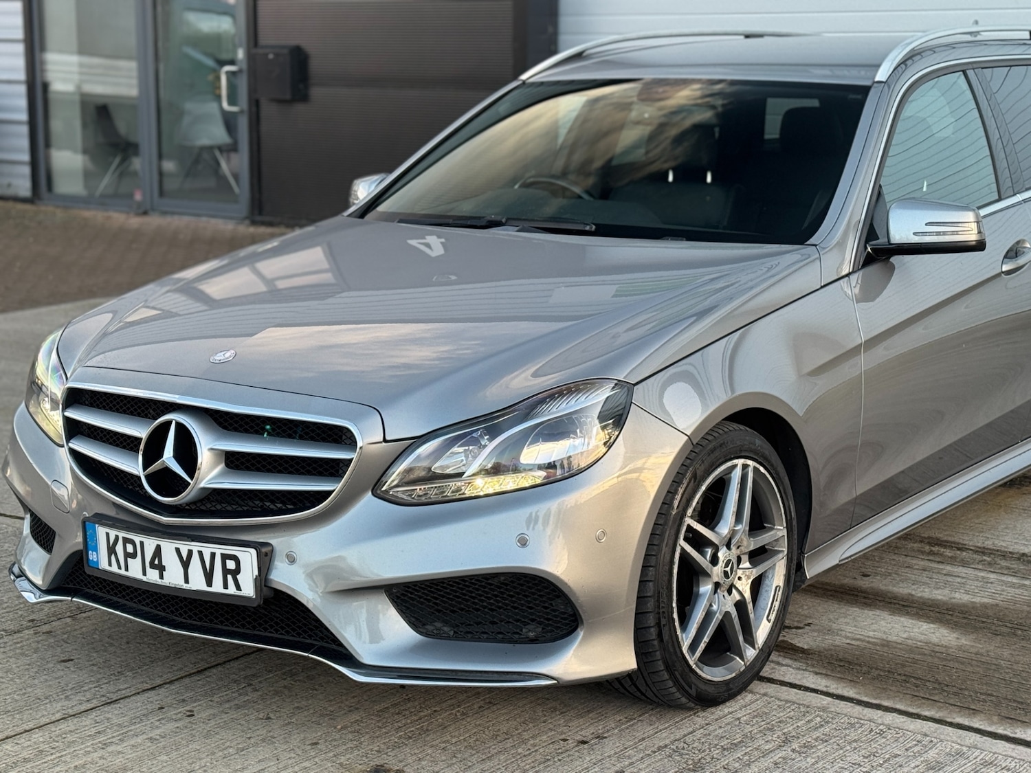 Used Mercedes-Benz E Class 2014 for sale - 78015949: Photo 5