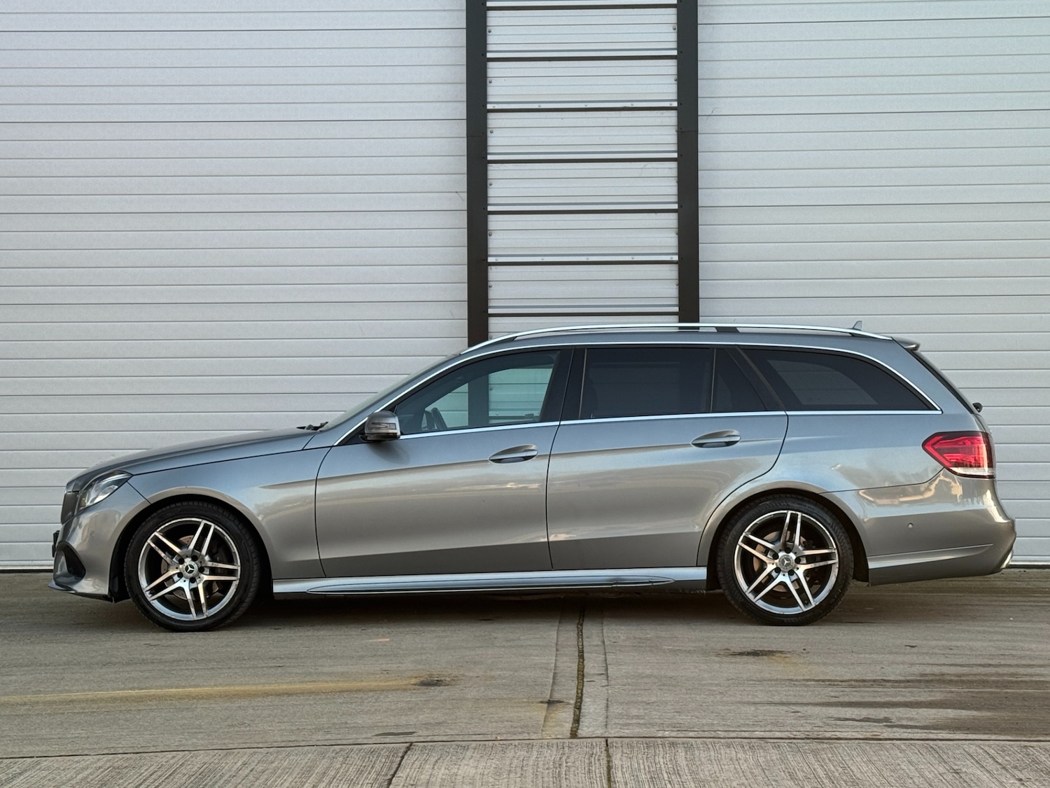 Used Mercedes-Benz E Class 2014 for sale - 78015949: Photo 7