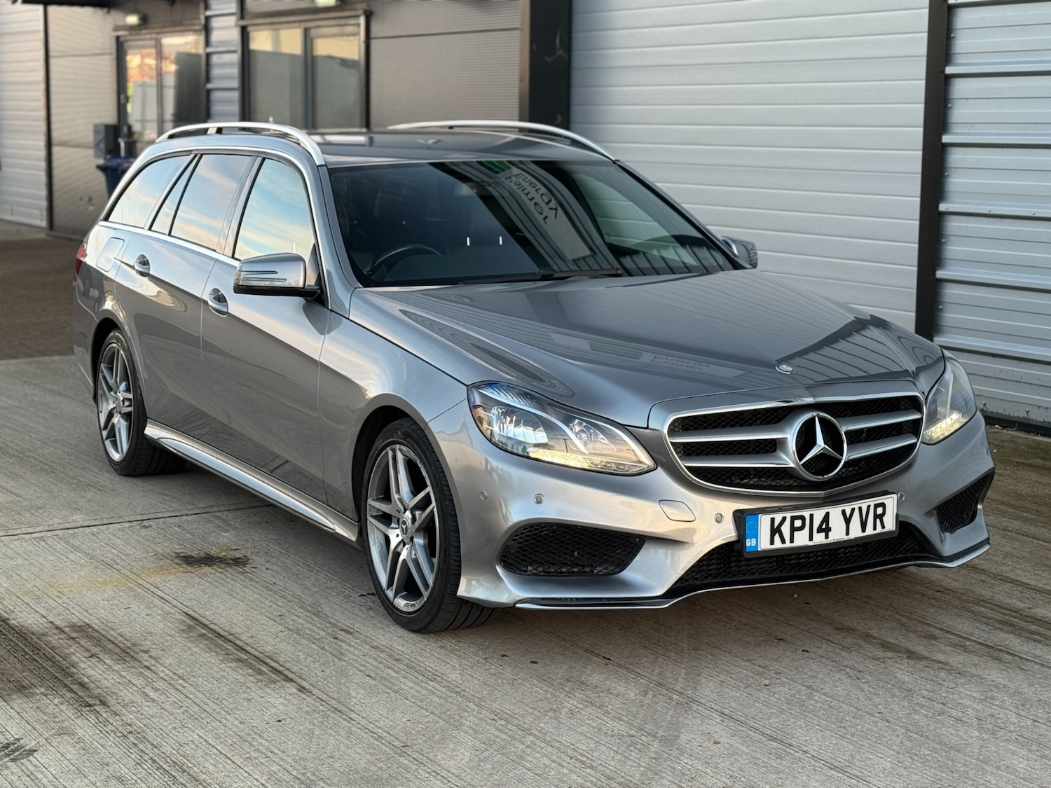 Used Mercedes-Benz E Class 2014 for sale - 78015949: Photo 9
