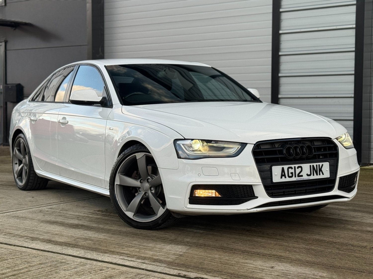 Used Audi A4 2012 for sale - 77234254: Photo 3