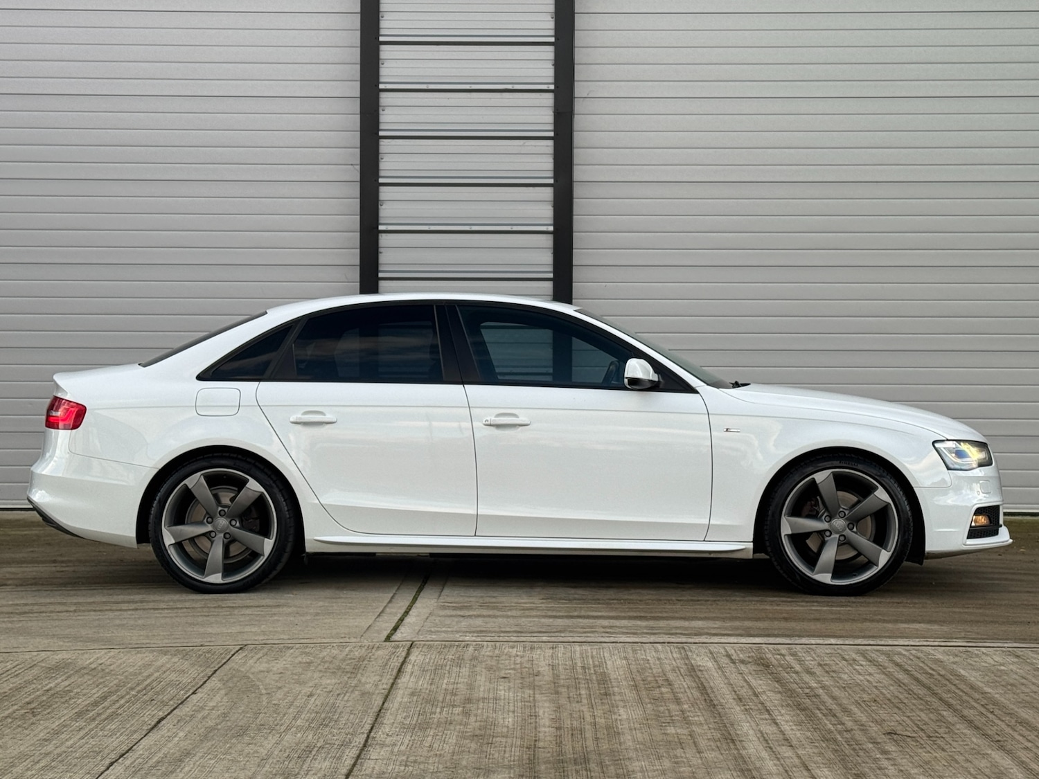 Used Audi A4 2012 for sale - 77234254: Photo 7