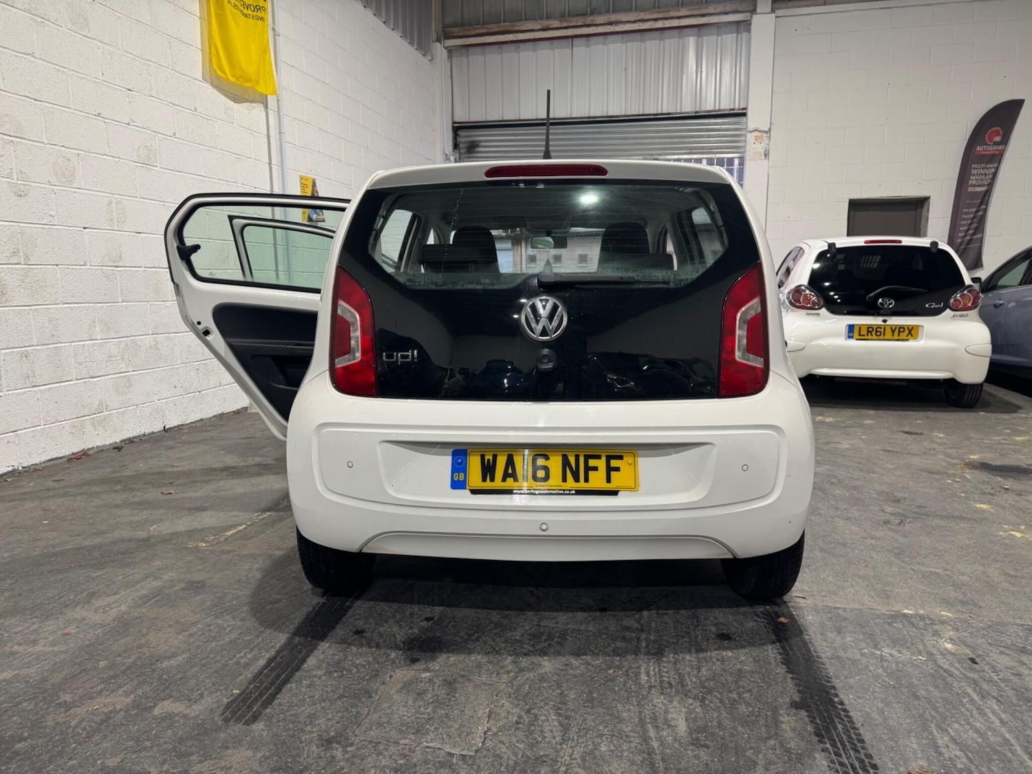 Used Volkswagen up! 2016 for sale - 77538248: Photo 14