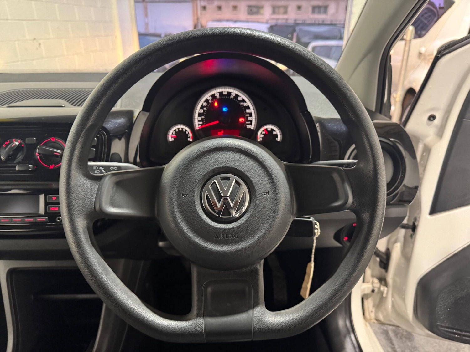 Used Volkswagen up! 2016 for sale - 77538248: Photo 36