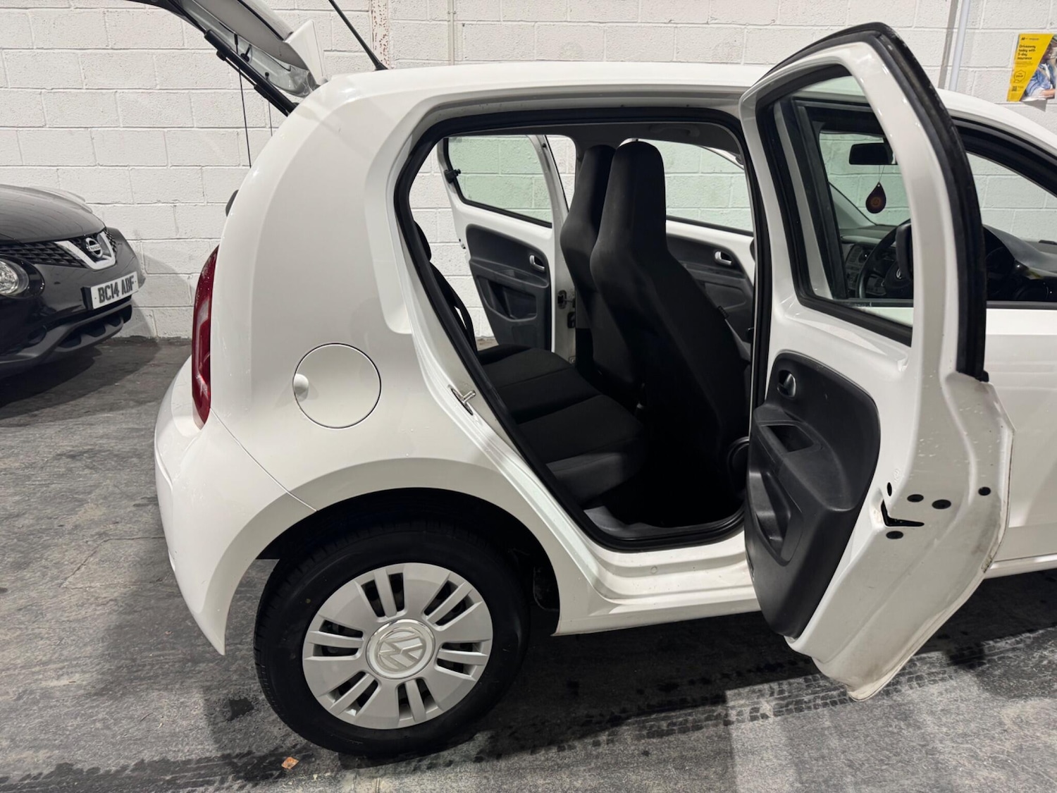 Used Volkswagen up! 2016 for sale - 77538248: Photo 40