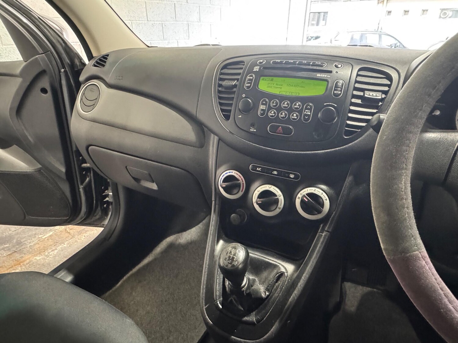 Used Hyundai i10 for sale - 78214854: Photo 29