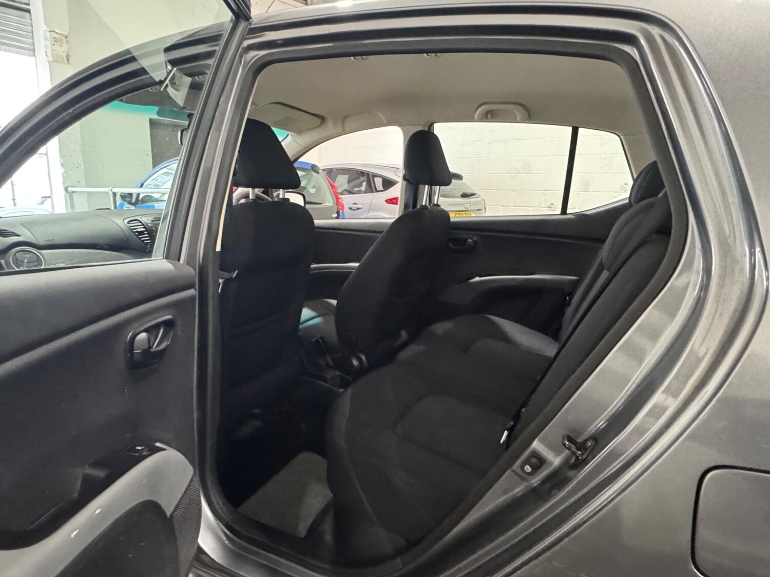 Used Hyundai i10 for sale - 78214854: Photo 30