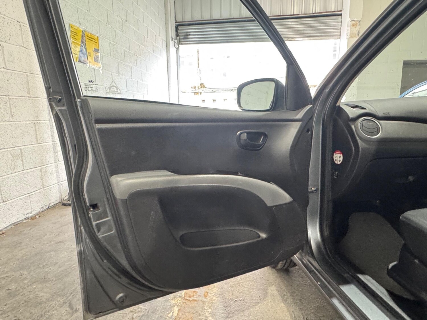 Used Hyundai i10 for sale - 78214854: Photo 33