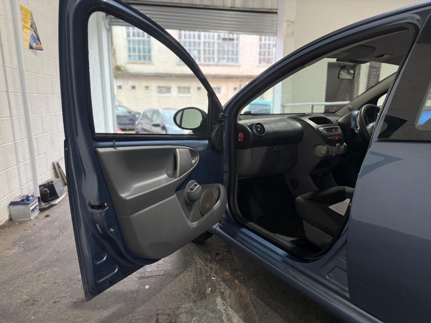 Used Toyota AYGO 2008 for sale - 76408750: Photo 17