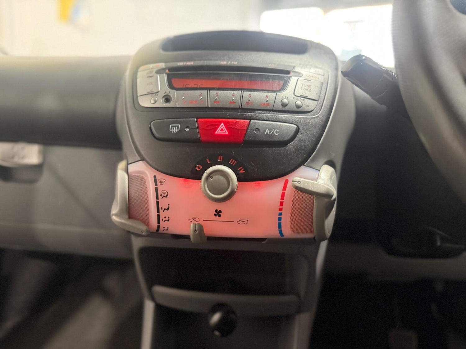 Used Toyota AYGO 2008 for sale - 76408750: Photo 30