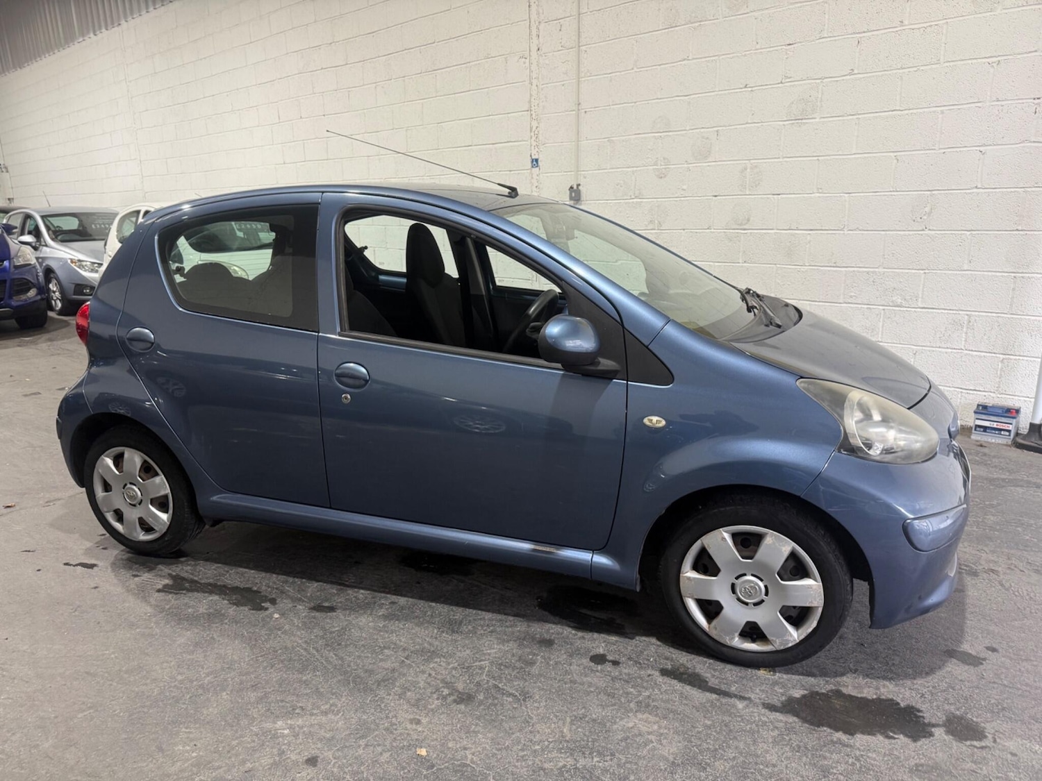 Used Toyota AYGO 2008 for sale - 76408750: Photo 4