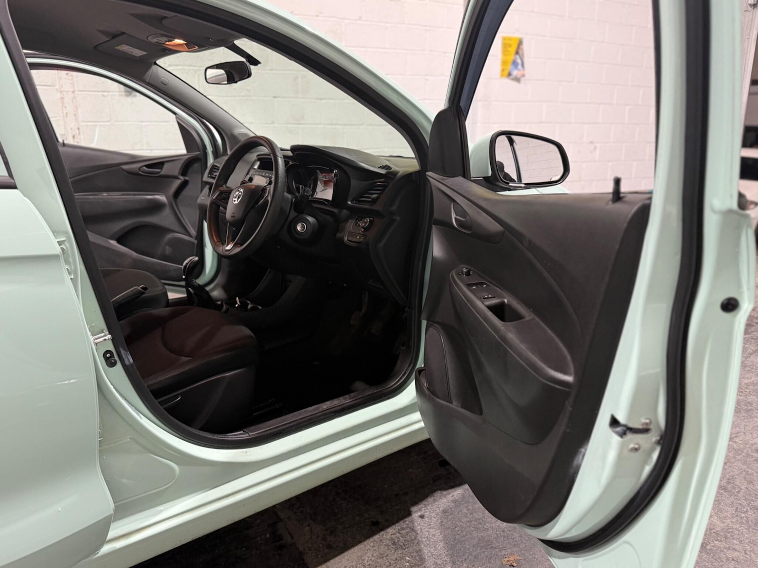 Used Vauxhall Viva 2017 for sale - 77130673: Photo 35