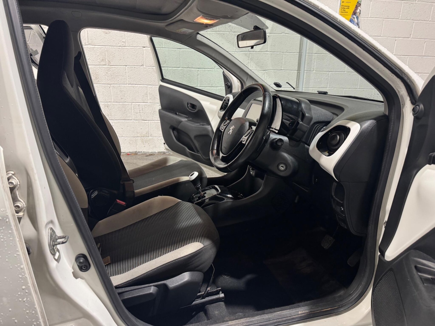 Used Peugeot 108 2015 for sale - 77549717: Photo 18