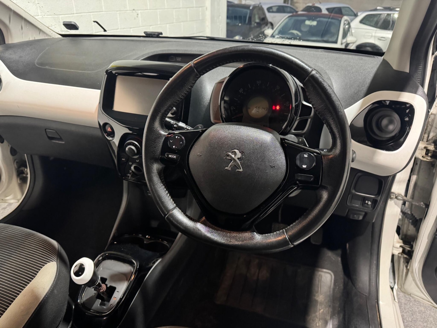 Used Peugeot 108 2015 for sale - 77549717: Photo 34