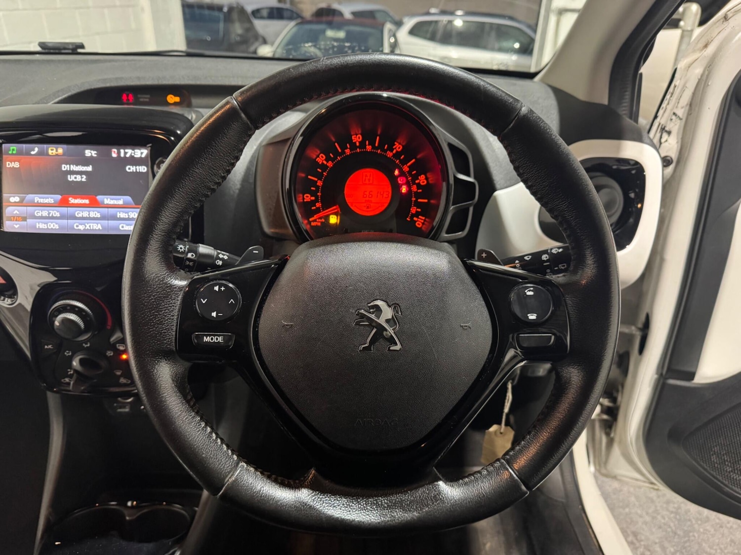 Used Peugeot 108 2015 for sale - 77549717: Photo 35