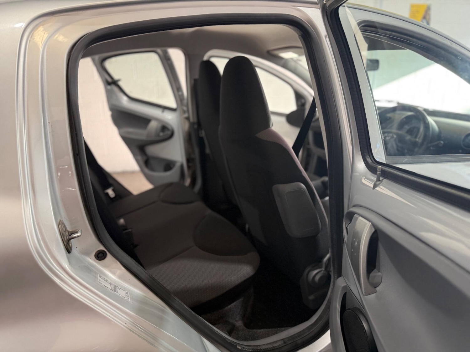 Used Toyota AYGO 2007 for sale - 76850016: Photo 27